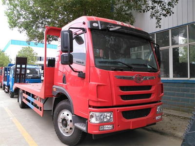 浙江上虞解放龍V中型挖機(jī)拖車廠家報(bào)價(jià)指南